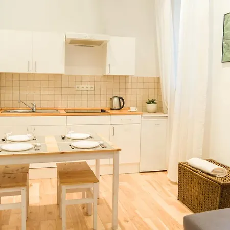 公寓 Ap-apartments Hoza No. 27a